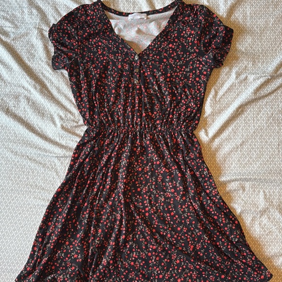 French Grey Dresses & Skirts - French Grey Black Floral Dress